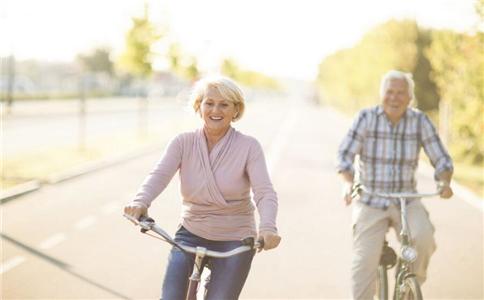 慢性病老人做什么运动 老人运动要注意什么 老人可以做什么运动