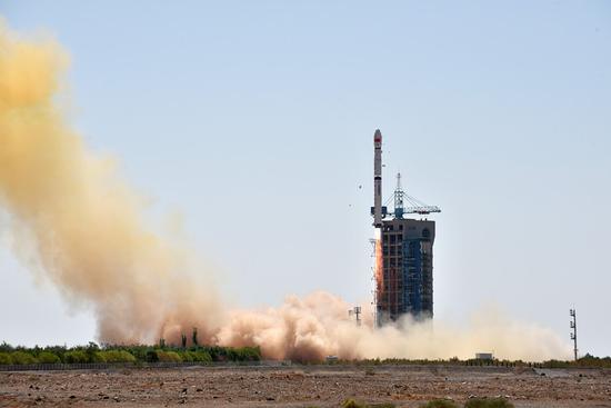 中国成功发射首颗X射线调制望远镜卫星“慧眼”。新华社发（甄哲摄）