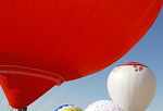 宁夏热气球节自由飞行试飞活动举行