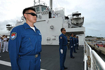 中国海军和平方舟医院船首次停靠斯里兰卡