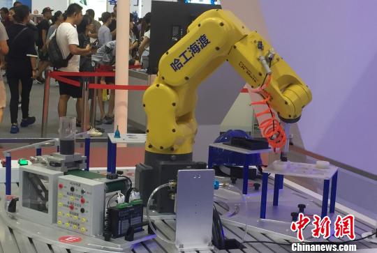 中国机器人市场呈爆发性增长人才需求缺口大