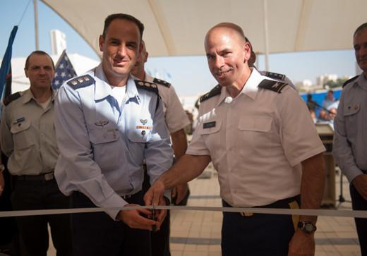 美国启用首个驻以军事基地 以色列:星条旗终到来