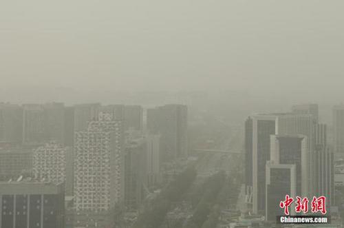 资料图：空气污染。<a target='_blank' href='http://www.chinanews.com/'>中新社</a>记者 崔楠 摄