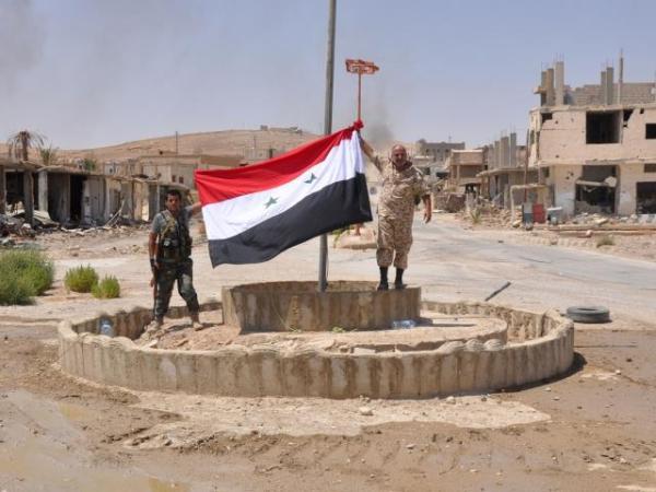 叙利亚政府军宣布收复代尔祖尔重镇迈亚丁