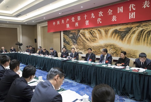 张高丽参加党的十九大陕西省代表团讨论.