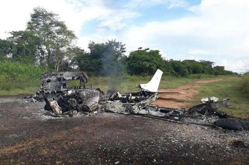 哥伦比亚空军击落运毒飞机 查获400公斤可卡因