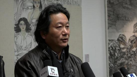 中国国家画院副院长张江舟接受采访