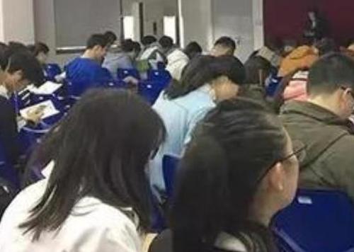 年薪48万招清华北大学生养猪 毕业生:是不是忽悠？