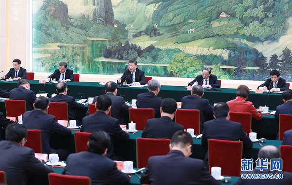2月6日，习近平、俞正声、汪洋、王沪宁、韩正等在北京人民大会堂同党外人士座谈并共迎新春。