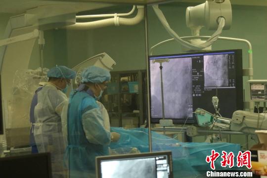 中国自主研发的冠脉药物球囊甘肃上市降低患者风险