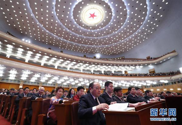 　3月15日，全国政协十三届一次会议在北京人民大会堂举行闭幕会。