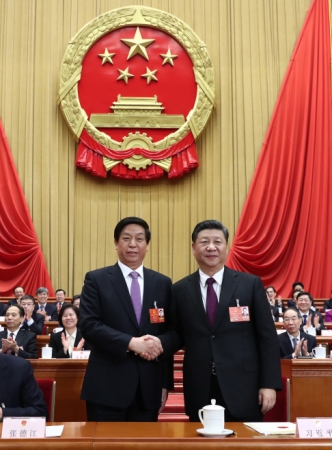 （8）习近平当选国家主席中央军委主席