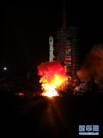 3月30日，我国在西昌卫星发射中心用长征三号乙运载火箭（及远征一号上面级），以“一箭双星”方式成功发射第三十、三十一颗北斗导航卫星。