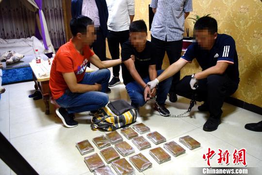 西昌铁路警方破获特大跨境贩毒案抓获犯罪嫌疑人2名