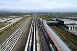 中国公司本地化运营蒙内铁路赢得肯尼亚民心