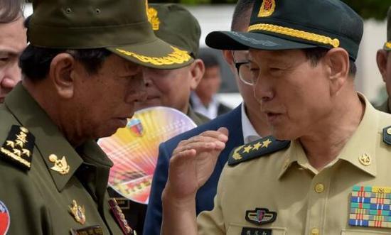 外媒:柬埔寨获中国1亿美元军援 两军明年进行军演