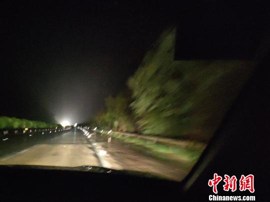 “山竹”来袭广西高速公路部分路段紧急实施交通管制