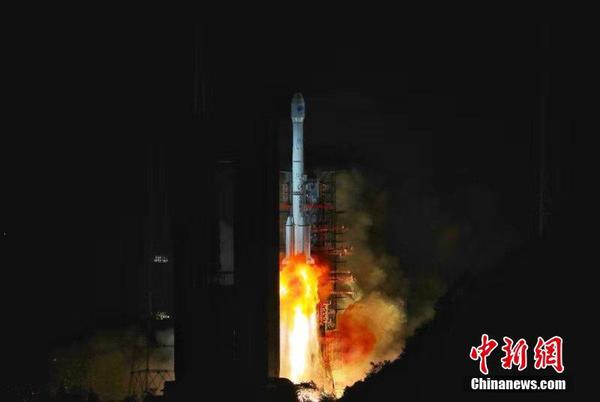 中国成功发射北斗三号系统首颗地球静止轨道卫星4