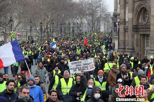 巴黎遭遇2019年首轮示威暴力事件再现