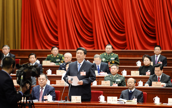 2、1月25日上午，中国人民政治协商会议内蒙古自治区第十二届委员会第二次会议在内蒙古人民会堂开幕，罗志虎主持开幕大会。