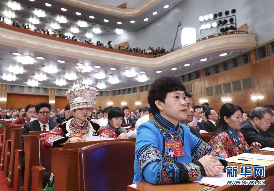3月15日，第十三届全国人民代表大会第二次会议在北京人民大会堂举行闭幕会。 新华社记者 庞兴雷 摄