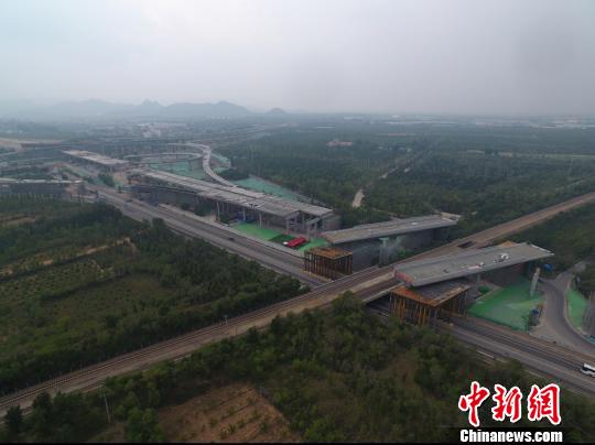 北京世园会交通保障工作就绪重点道路全部投入使用