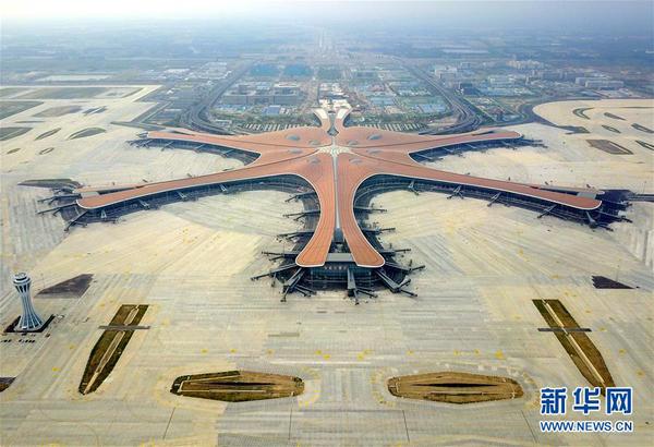 2019年6月25日无人机拍摄的北京大兴国际机场航站楼。新华社记者 张晨霖 摄