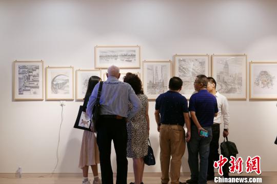 上海市首届国际设计师艺术作品展开幕　27位设计师近百件作品参展