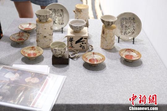 第二十三届上海艺术博览会。　夏俊龙 摄