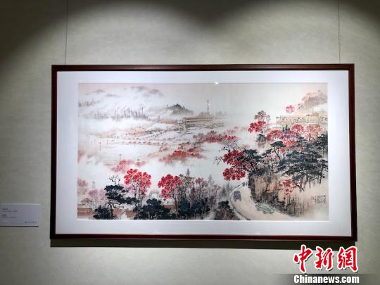 艺术馆中，有钱松喦家属授权复制的作品100多幅。　孙权 摄