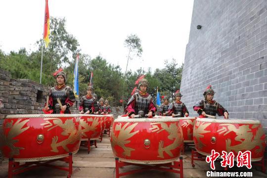 2019年湖南省(秋季)乡村文化旅游节展示秦汉文化。　唐盛欢 摄