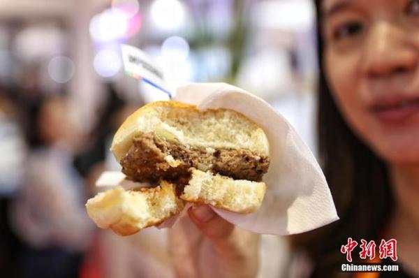 资料图：美国Impossible食品公司的人造肉汉堡。<a target='_blank' href='http://www.chinanews.com/'>中新社</a>记者 张亨伟 摄