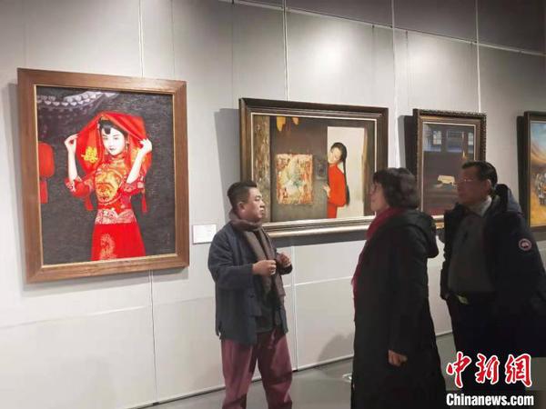 3日，晋商记忆——晋商文化油画艺术展正在山西省晋中市博物馆展出。　杨佩佩 摄