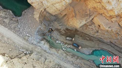新疆南部重大民生水利工程按下“复工键”