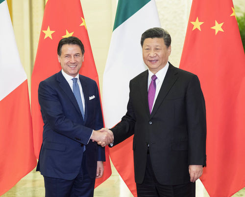 2019年4月27日，国家主席习近平在北京人民大会堂会见意大利总理孔特。新华社记者黄敬文摄