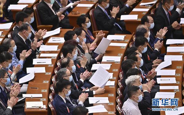 　5月24日，全国政协十三届三次会议在北京人民大会堂举行第二次全体会议。 新华社记者 李鑫 摄