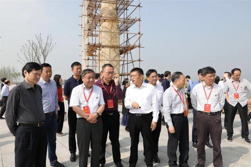 张家港市政协常委参观长江大保护“张家港湾”生态提升工程