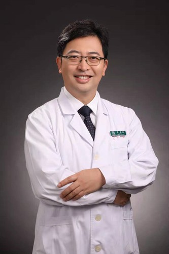中国中医科学院广安门医院主任医师李光熙。受访者供图