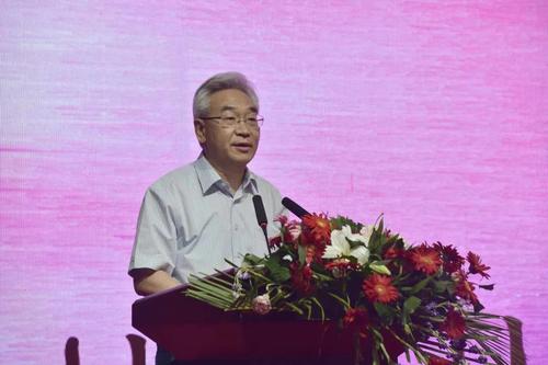 全国政协常委、农业农村部副部长张桃林致辞