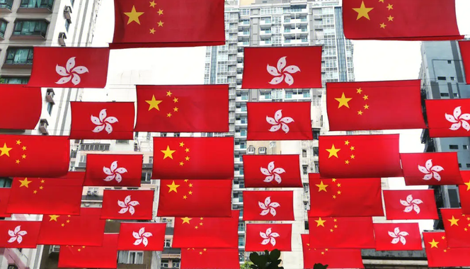 心心相印，欣欣向荣——香港举行多项活动庆祝新中国成立74周年